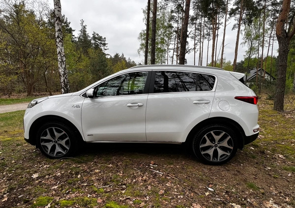 Kia Sportage cena 82000 przebieg: 157800, rok produkcji 2016 z Sulejówek małe 254